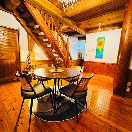 Yufuin Log House No Yado Tom Sawyer Hotel Exterior photo