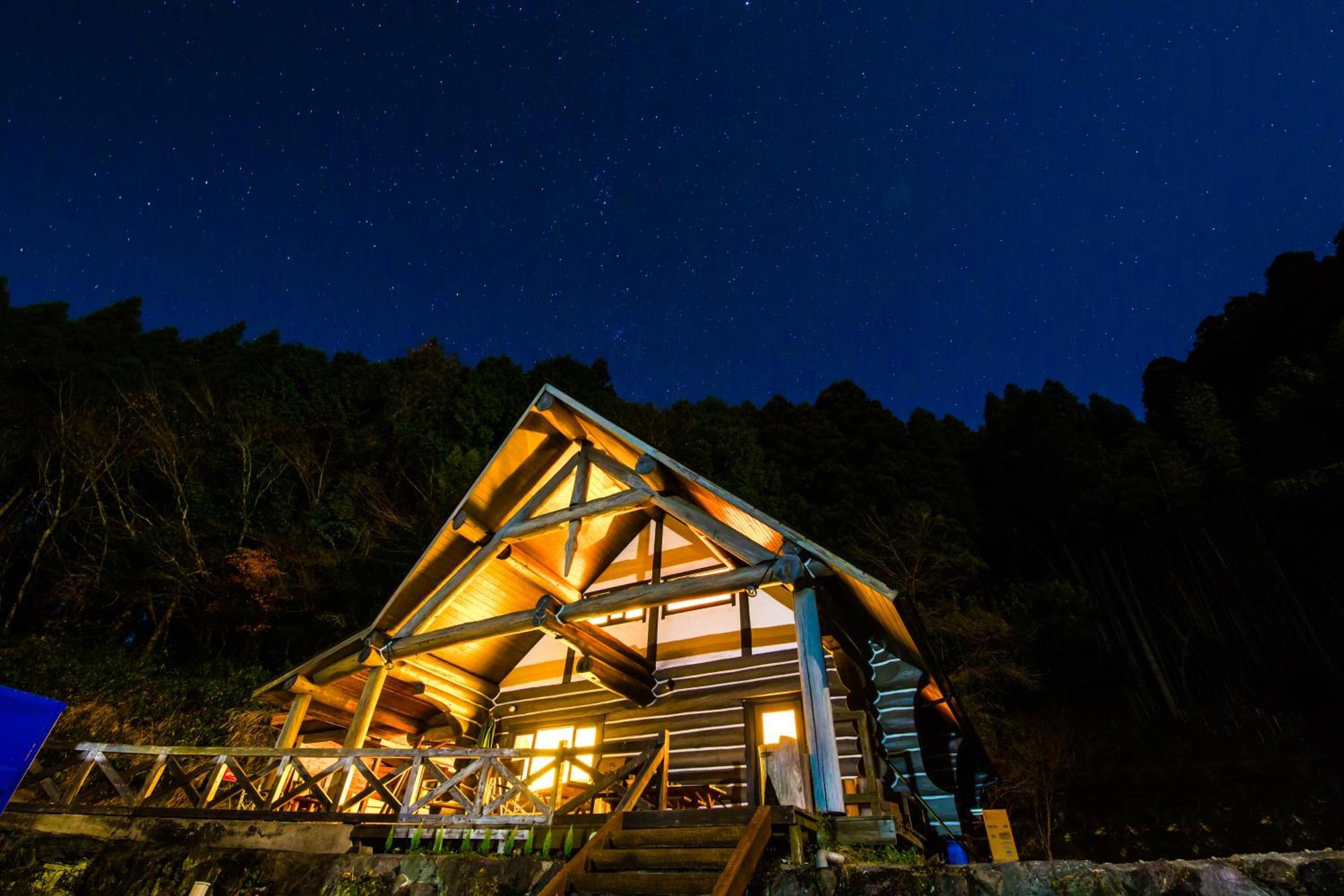 Yufuin Log House No Yado Tom Sawyer Hotel Exterior photo